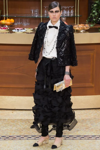 Look 85